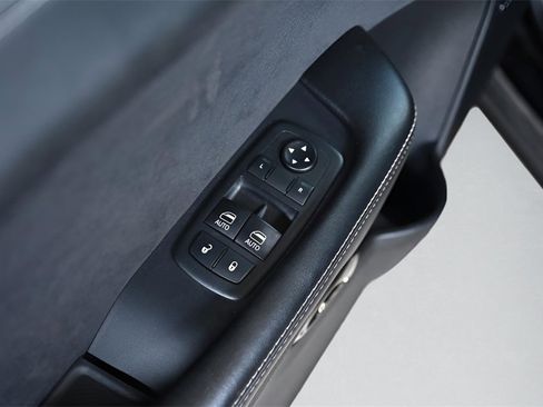 Used 2021 Dodge Challenger SRT Hellcat Redeye image 12