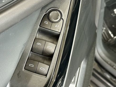 New 2026 Chevrolet Equinox LT w/ Convenience Package II image 19