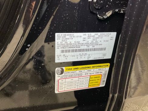 New 2025 Ford Expedition Active image 29