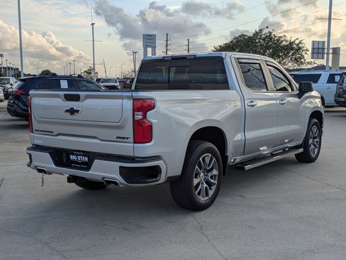 Used 2022 Chevrolet Silverado 1500 RST image 3