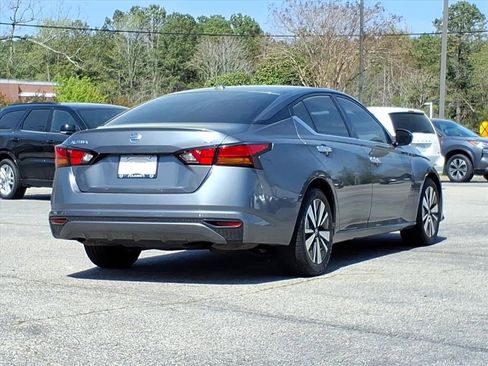 Used 2021 Nissan Altima 2.5 SV image 7