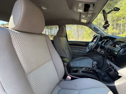 Used 2012 Toyota Tacoma PreRunner w/ Convenience Pkg image 20