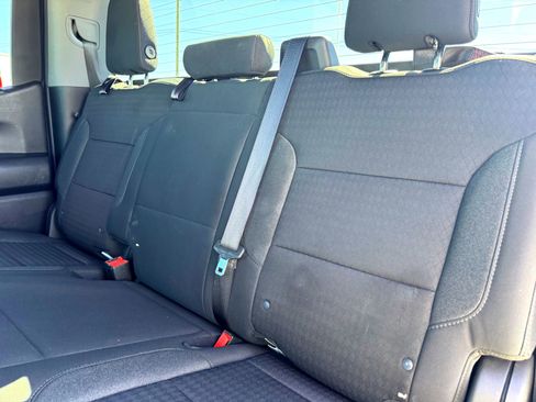 Used 2022 Chevrolet Silverado 1500 Custom image 15