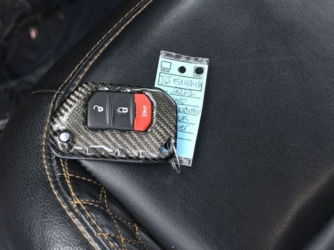 Used 2022 Jeep Gladiator Overland image 16