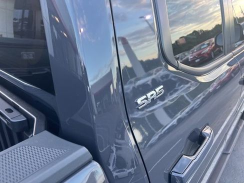 Used 2025 Toyota Tacoma SR5 image 14