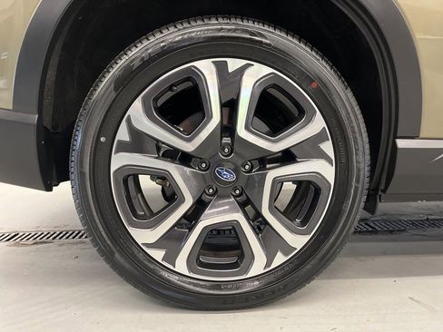 Used 2025 Subaru Ascent Limited image 37