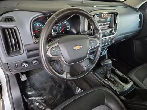 Used 2015 Chevrolet Colorado Z71 AWD/4WD image 11