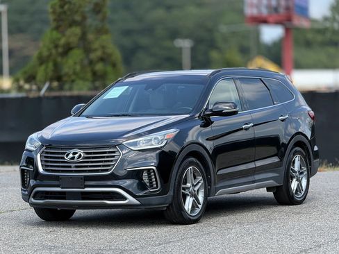 Used 2017 Hyundai Santa Fe Limited AWD/4WD image 6