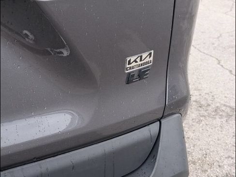 Used 2024 Toyota RAV4 LE FWD image 17