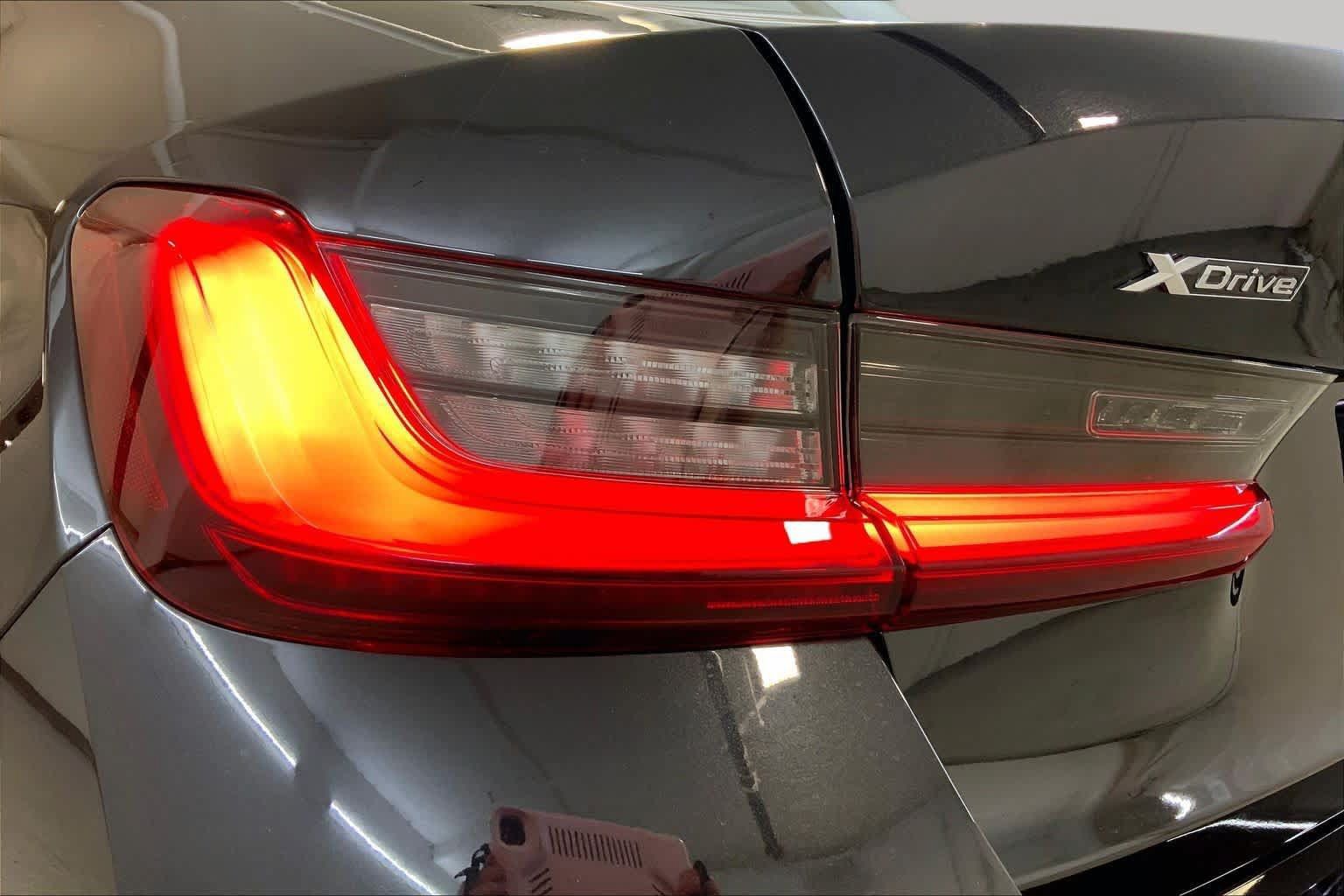 Used 2025 BMW 330i xDrive Sedan AWD/4WD image 28