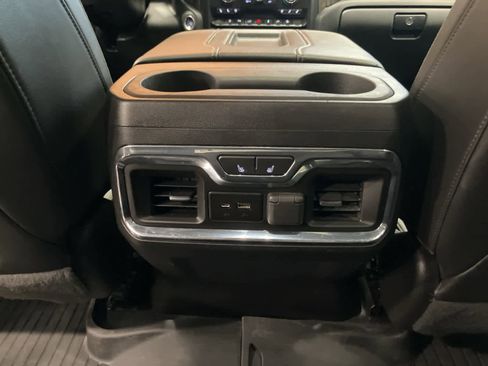 Used 2022 Chevrolet Silverado 2500 High Country image 29