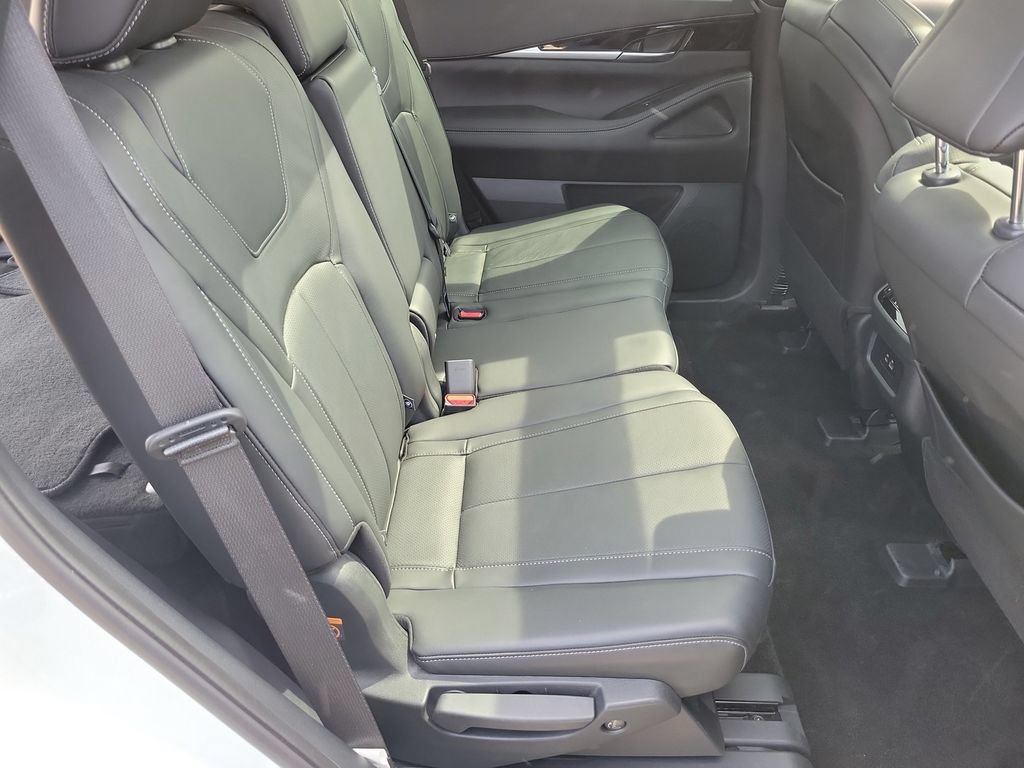 Used 2025 INFINITI QX60 Pure FWD image 30