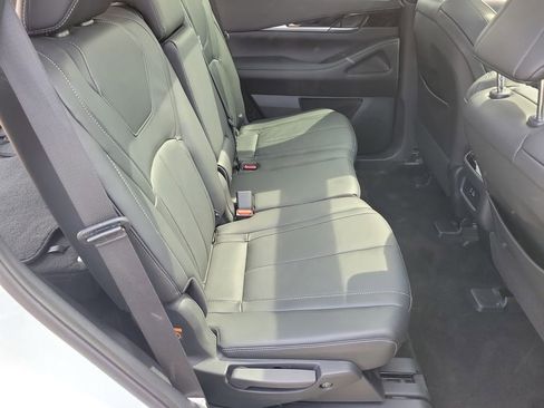 Used 2025 INFINITI QX60 Pure image 30