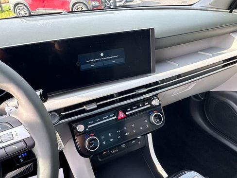 New 2026 Hyundai Tucson Limited FWD image 19