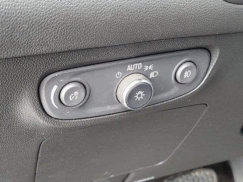 Certified 2023 Buick Encore GX Essence w/ Experience Buick Package AWD/4WD image 9