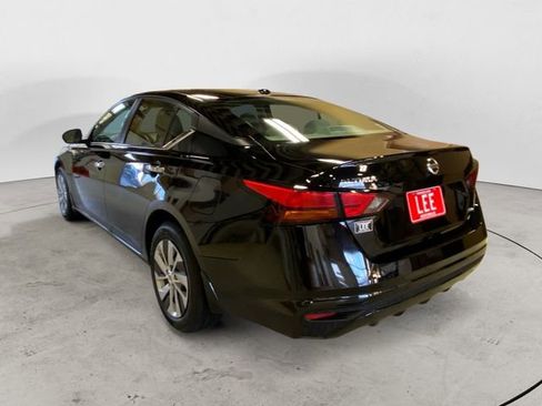 Used 2020 Nissan Altima 2.5 S image 3