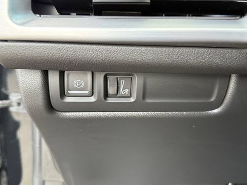 Used 2024 Cadillac XT4 Sport AWD/4WD image 26