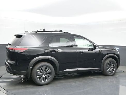 New 2026 Nissan Pathfinder SV w/ SV Premium Package FWD image 6