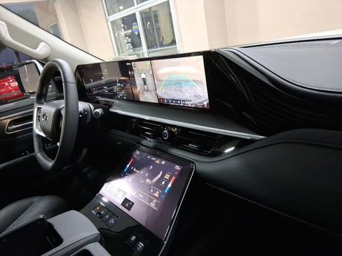 New 2026 INFINITI QX80 Luxe w/ Cargo Package image 15