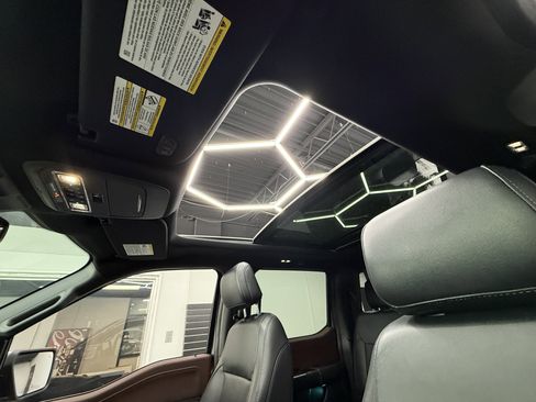 Used 2022 Ford F150 Lariat w/ Equipment Group 502A High image 14