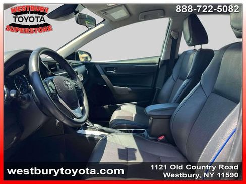 Used 2018 Toyota Corolla SE w/ Carpet Mat Package (TMS) FWD image 16