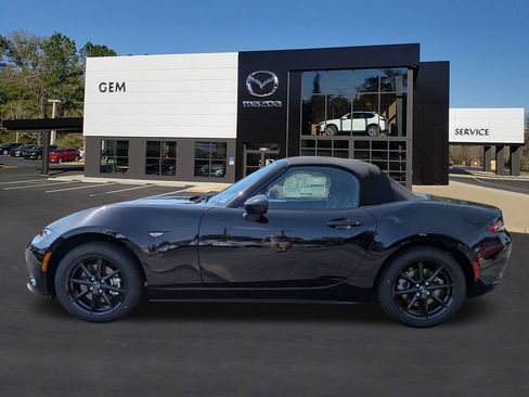 New 2026 MAZDA MX-5 Miata Sport w/ Interior Package RWD image 15