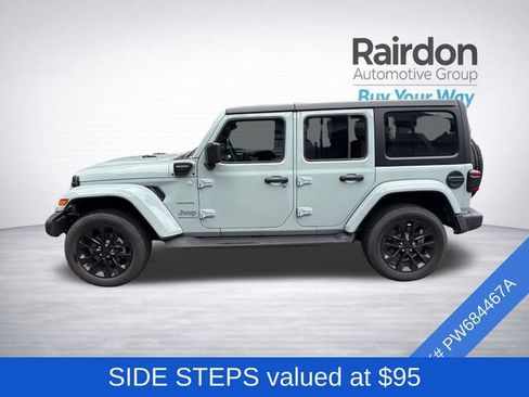 Used 2023 Jeep Wrangler Unlimited Sahara AWD/4WD image 4