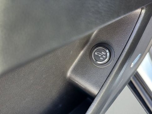 Used 2019 Chevrolet Traverse Premier w/ Redline Edition image 30