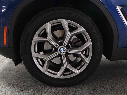 Used 2024 BMW X3 xDrive30i w/ Premium Package image 5