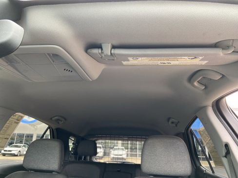 Used 2022 Chevrolet Equinox LT FWD image 29