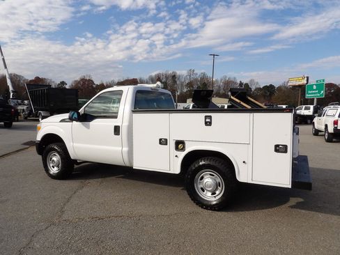 Used 2015 Ford F250 XL image 4