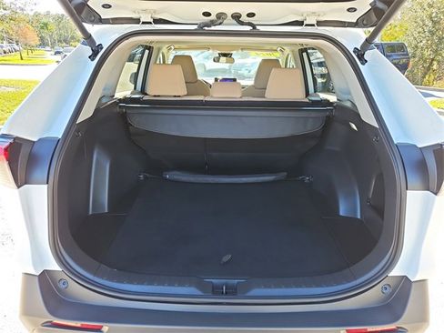 Used 2024 Toyota RAV4 XLE image 7