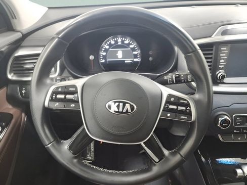 Used 2019 Kia Sorento SX image 28