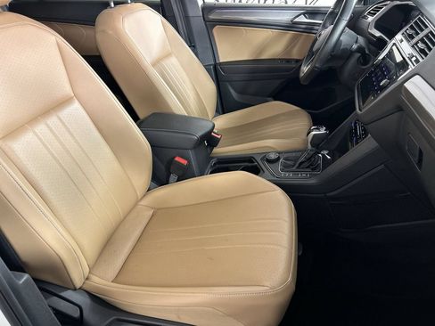 Used 2023 Volkswagen Tiguan SE R-Line AWD/4WD image 26