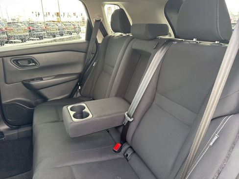 Used 2024 Nissan Rogue S image 26