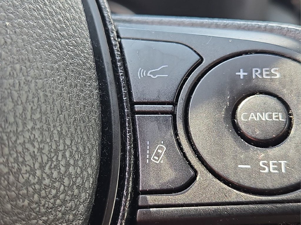 Used 2019 Toyota RAV4 LE w/ All Weather Liner Package AWD/4WD image 22