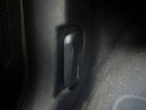 Used 2017 Ford Focus SEL w/ Cold Weather Package image 33