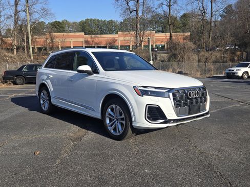 Used 2025 Audi Q7 3.0T Premium Plus image 7