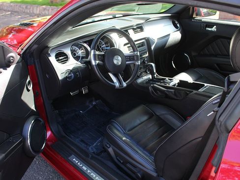 Used 2013 Ford Mustang GT Premium w/ Security Pkg image 7