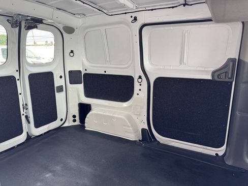 Used 2020 Nissan NV200 SV w/ Back Door Glass Package FWD image 13