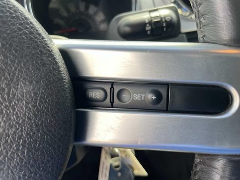 Used 2009 Ford Mustang GT RWD image 32