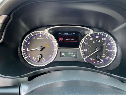 Used 2018 INFINITI QX60 Luxe image 25