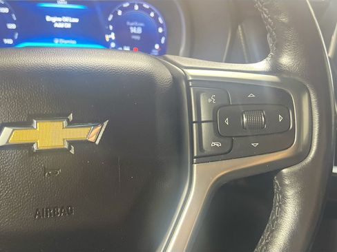 Used 2023 Chevrolet Suburban Premier AWD/4WD image 20