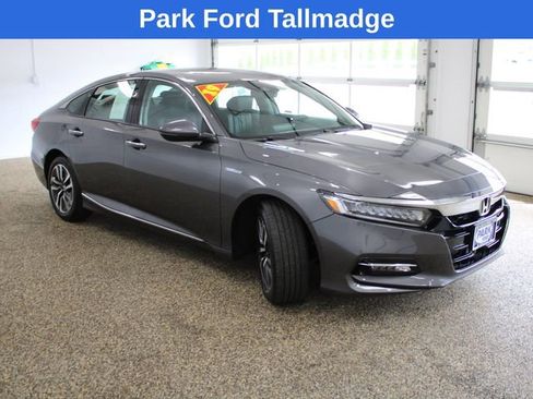 Used 2019 Honda Accord Touring image 7