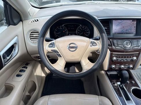 Used 2013 Nissan Pathfinder Platinum w/ Platinum Premium Pkg AWD/4WD image 14