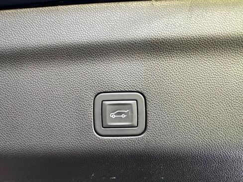 Used 2025 Chevrolet Tahoe RST w/ RST Capability Package AWD/4WD image 39