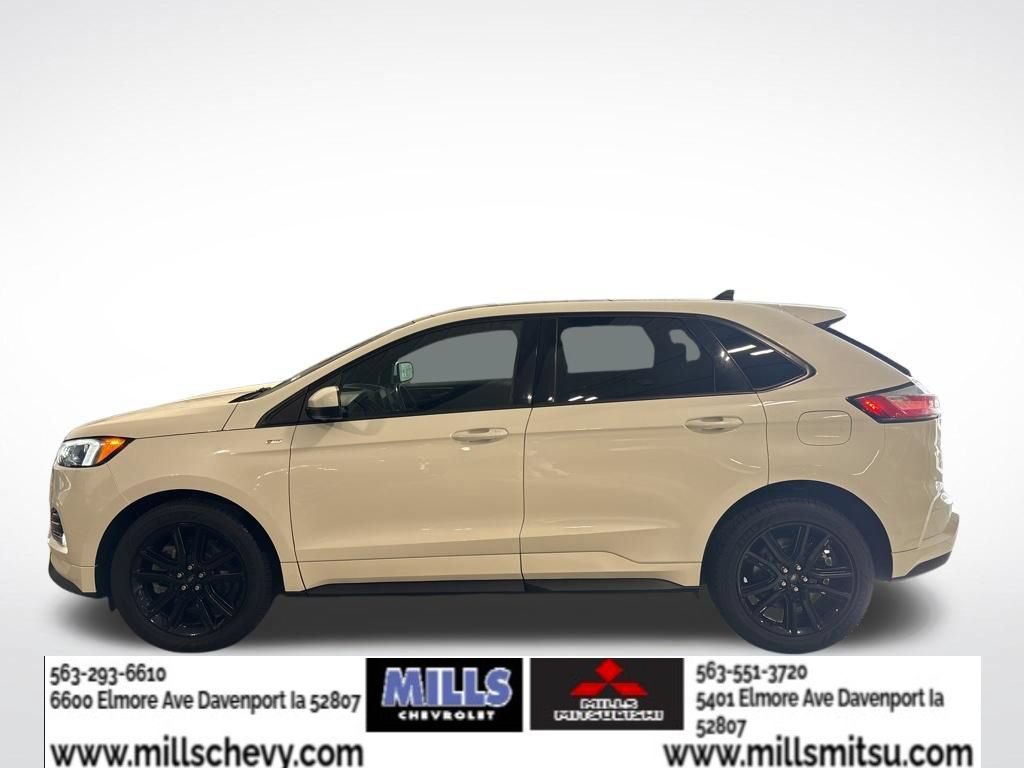 Used 2022 Ford Edge ST-Line w/ Cold Weather Package AWD/4WD image 8
