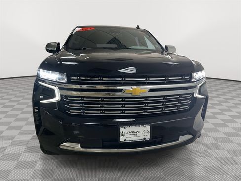 Used 2024 Chevrolet Suburban Premier image 7