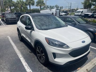 Used 2021 Ford Escape SE w/ SE Sport Appearance Package