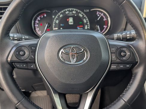 Used 2024 Toyota RAV4 Adventure image 18